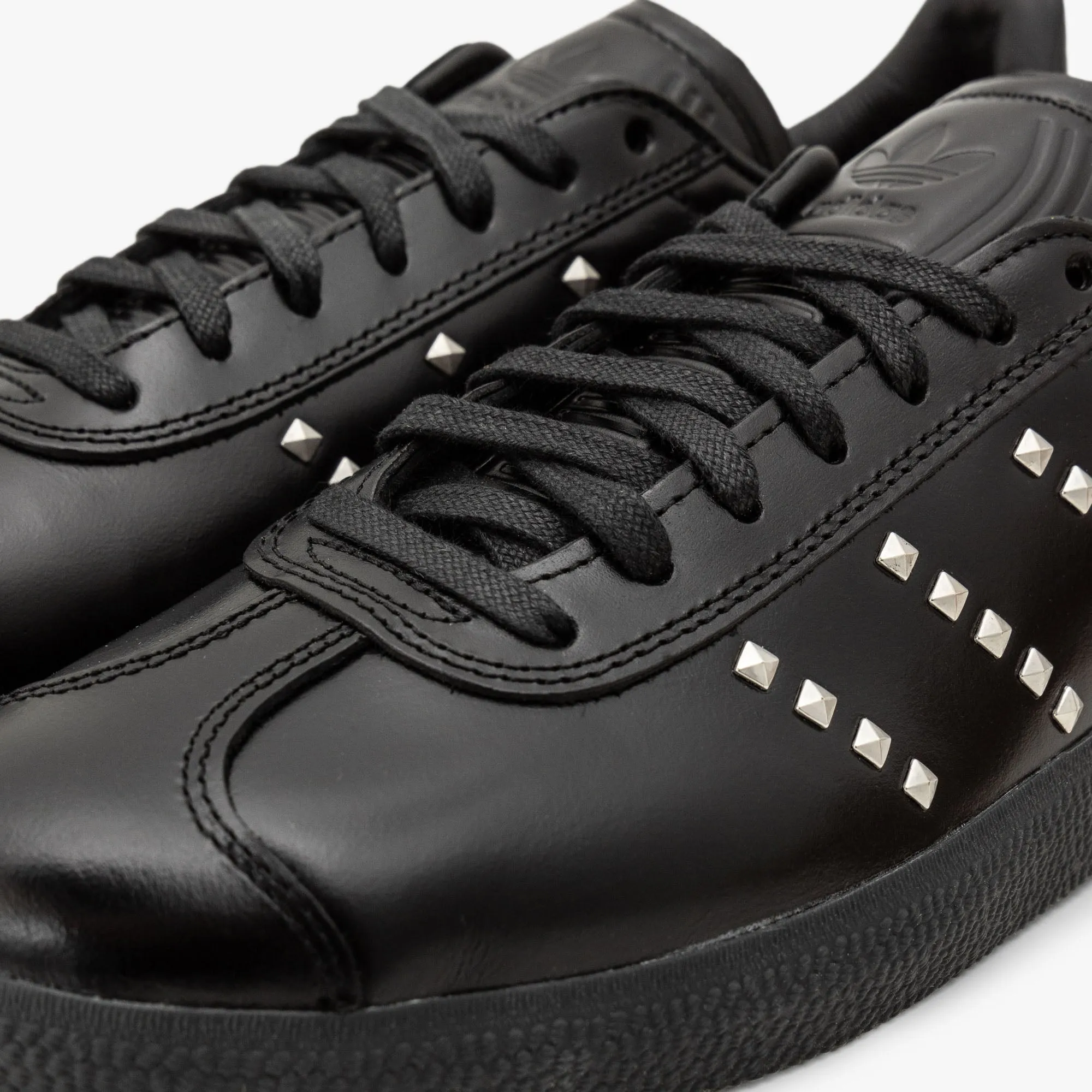 adidas Originals x Dime Gazelle ADV / Core Black / Silver Metallic - Carbon
