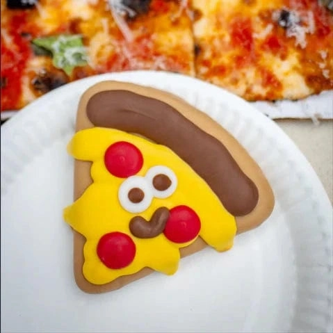 Bosco and Roxy's Woof it Down | Have a Slice Day