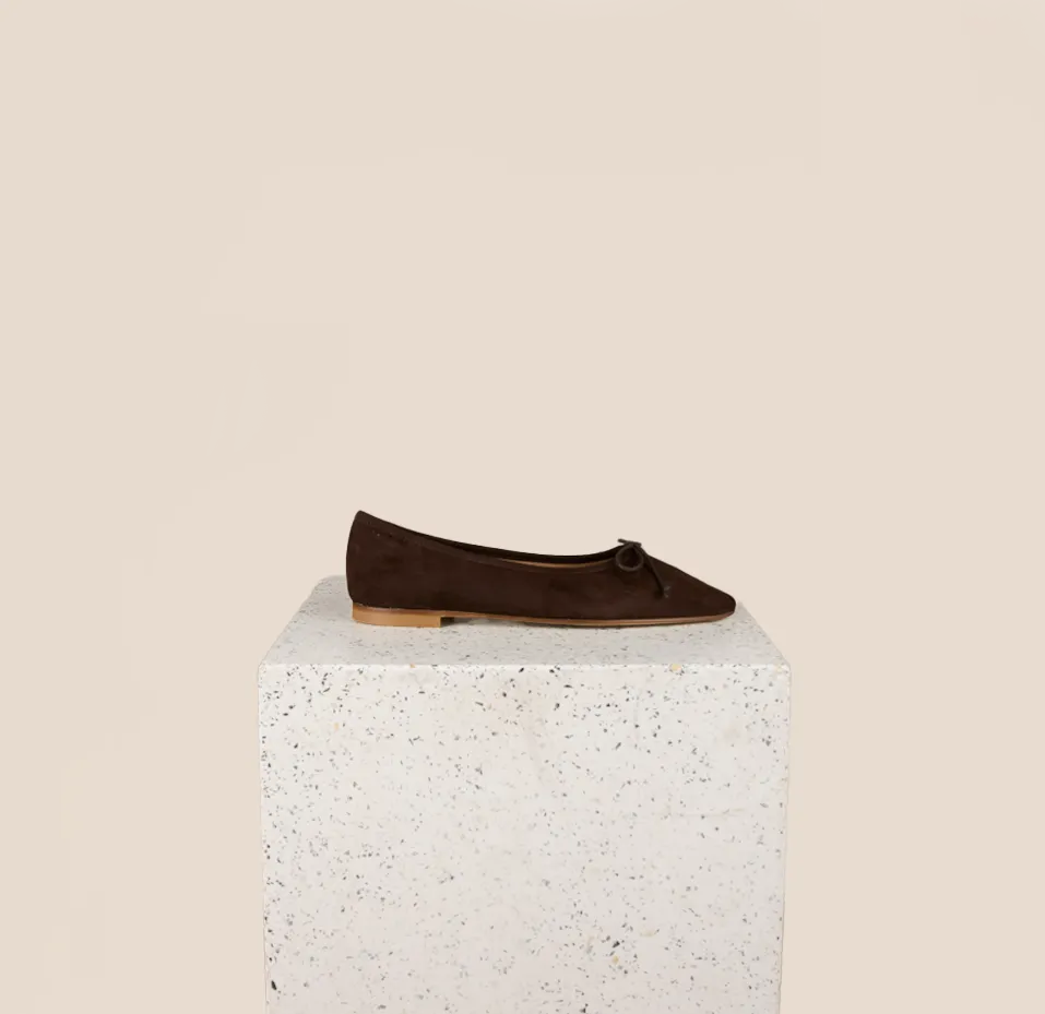 Como - Chocolate Suede