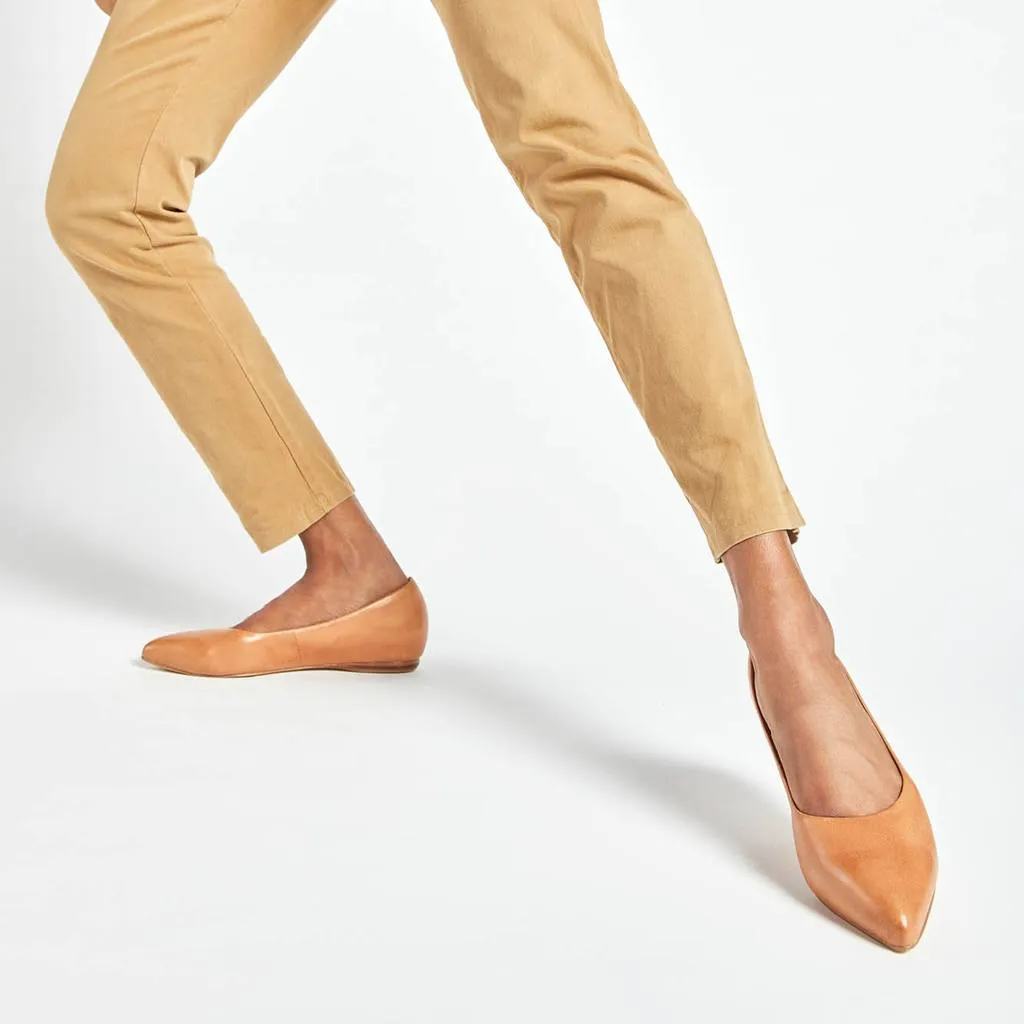 Womens Frankie4 Shoes FRANKIE4 Poppy Flats Tan